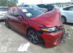 تۆیۆتا کامری